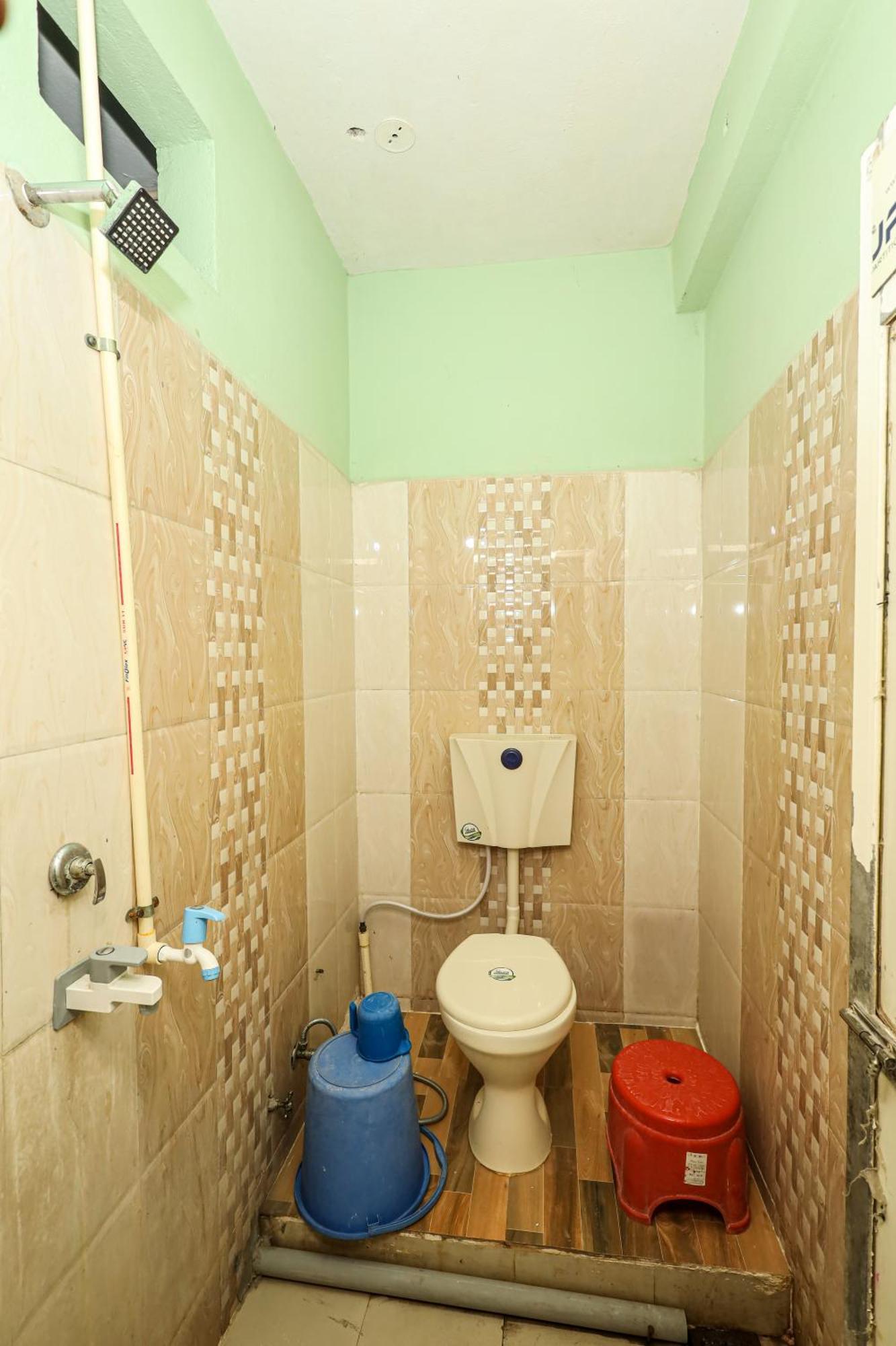 Rai Guest House Uddzsaín Kültér fotó