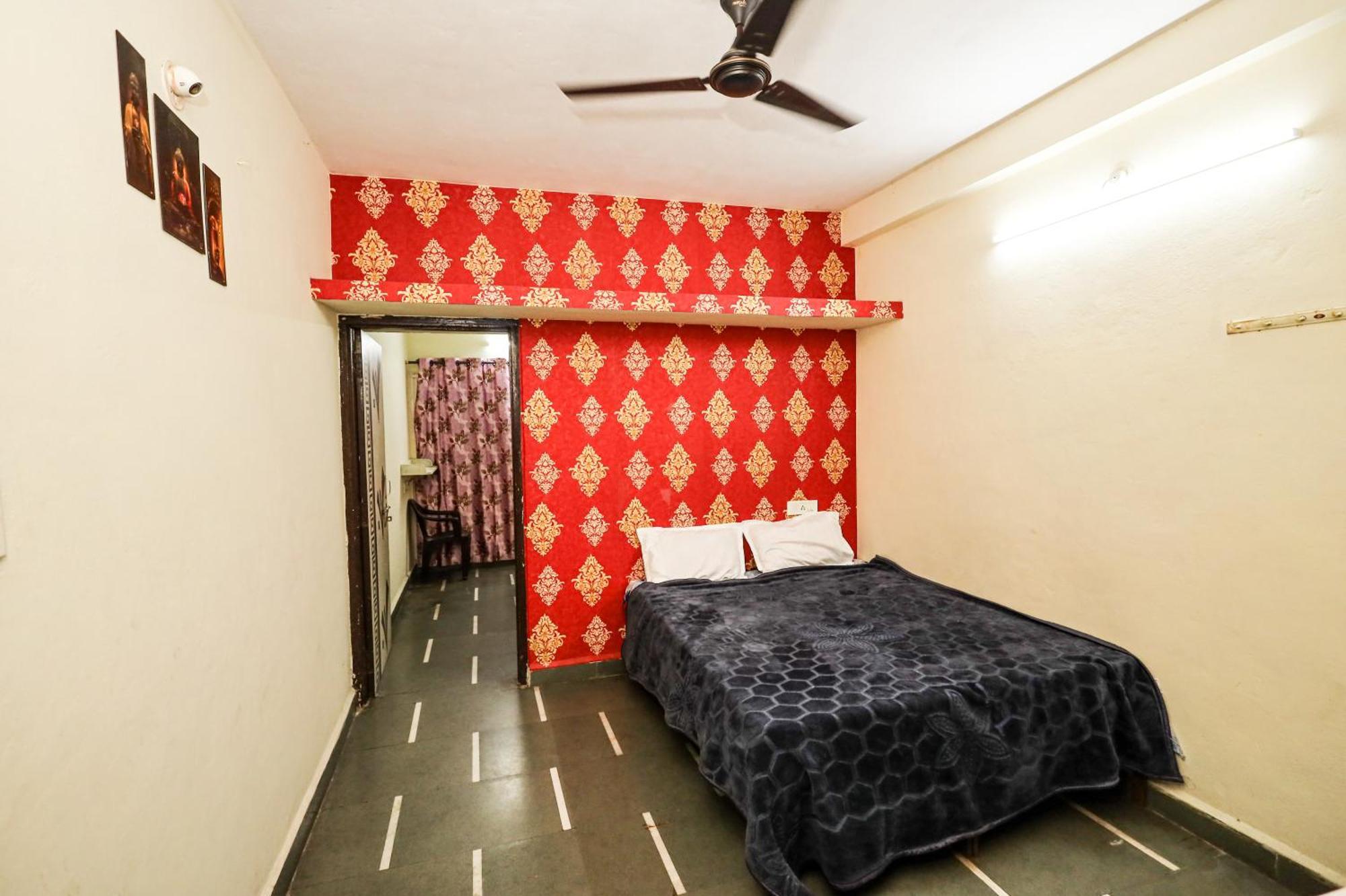 Rai Guest House Uddzsaín Kültér fotó